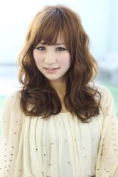 邀您体验2012春季潮流造型-和良形象