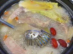 -钳小柒·小龙虾蓝龙王烧烤夜宵(长寿路店)