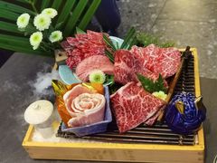 -铭牛烧肉·和牛海鲜自助(高新月牙湖店)