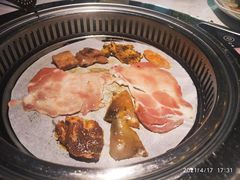 -佰烧海鲜烤肉火锅自助(熙地港店)