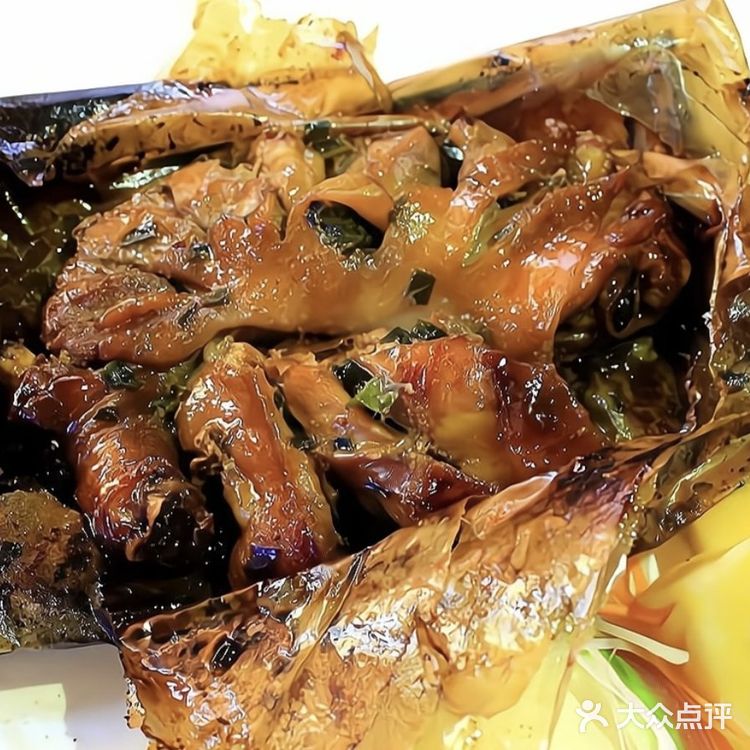 拆包即真香，梧州纸包鸡的美味暴击！！！😍