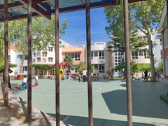 -红黄蓝幼儿园(颐东苑店)