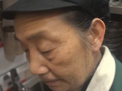 -肥肥虾庄·金牌油焖大虾(汉口城市广场店)