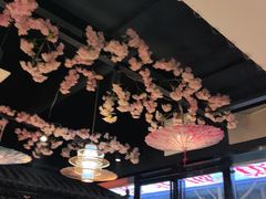 -老街烧烤大排档·地道湖北菜·龙虾馆(汉口火车站店)