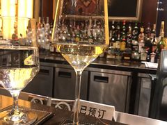 -龙虾酒吧扒房(宁波香格里拉店)