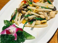 花生苗炒海螺片-周锦记广式餐厅