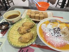 -黄师奶甜品店
