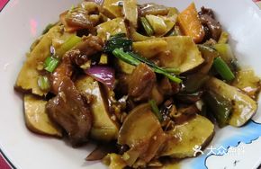 Fragrant Tofu and Pork Belly Stir-fry
