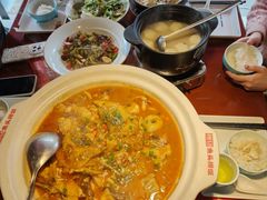 -魏铭鱼头捞饭(晋阳路店)
