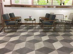 -必胜客(武汉欢乐谷店)