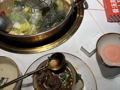 -牛人日志·鲜牛肉骨汤火锅(万科里瑧店)