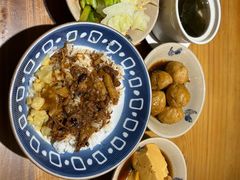 -红猪卤肉饭(大西洋美食城店)