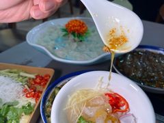 -官塘陈记鱼生·潮汕砂锅粥·牛肉火锅(潮枫路总店)