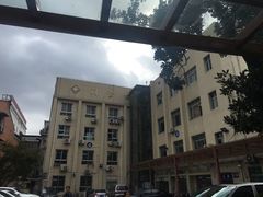 -上海市中医医院(石门路院区)