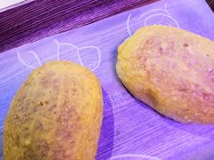 咸蛋黄肉松面包-LELECHA乐乐茶(上海五角场万达广场店)