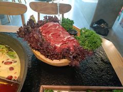 -鹿鸣山草本茶香火锅(园西路店)