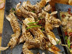 -老东镇啤酒屋海鲜加工·蒸汽海鲜·海鲜烧烤(台东店)