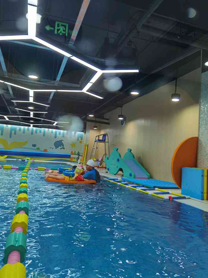 维斯沃儿童水育馆(十里河店)