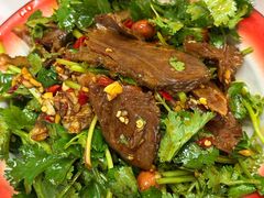 -堂瓦里·33年传统赣菜(第一街区店)