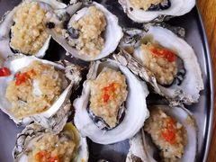 -蚝哥花姐湛江烤生蚝(美丽湾市场店)