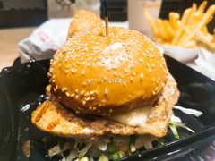 -The Habit Burger Grill 哈比特汉堡(爱琴海店)