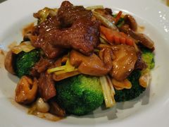 牛河菌子-喜粤8号(四海唐人街店)