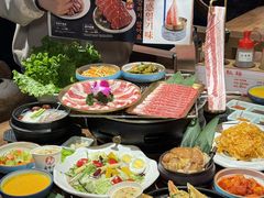 -明洞阿姨·韩式酱蟹烤肉·创意料理(三元桥店)