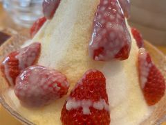 草莓冰清-鼎泰丰(嘉年华•海信广场VILLAGE店)