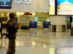 -英迪拉·甘地国际机场