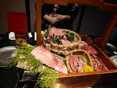 -山川小町·极番烧肉(新地假日广场店)