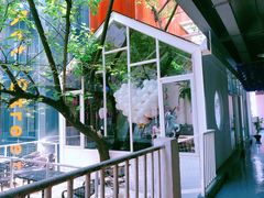 -春树下·树屋花房西餐厅(罍街AS1980店)