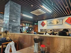 -亮亮面馆(经六路店)