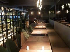 -Oasis Bar & Grill