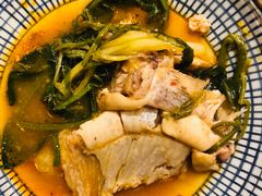 -野山舂·贵州现舂酸汤火锅(鸿通城店)