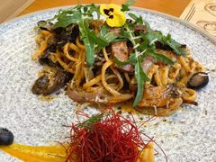 -Mark&Mars Restaurant