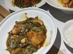 -关东小磨东北菜(漕河泾印象城店)