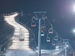 -丝绸之路山地度假区滑雪场