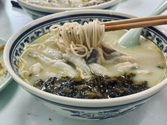 -明呈黄鱼面馆(斜土路店)