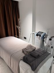 -B-BEAUTY童颜皮肤管理中心