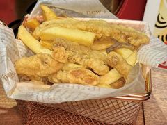 -辣尚瘾·烤鱼·新川菜(牡丹园直营店)