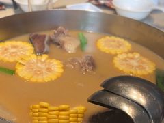 -肥仔文澳门猪骨煲(南京西路店)
