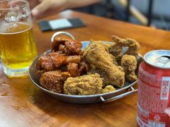 -BHC炸鸡(明洞总店)