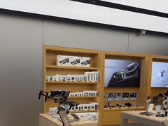 -DJI大疆(深圳华强北曼哈授权体验店)