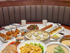 -梅利汴京烤鸭•开封豫菜地标店(东大街店)