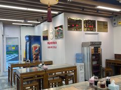大堂-东方宫·中国兰州牛肉拉面(三里屯店)