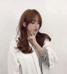 -丝语萱形象