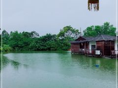 -老乡村美食农庄