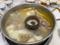 -朴小妹人参鸡汤火锅(长白山万达店)