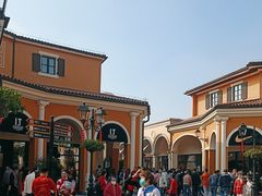 -佛罗伦萨小镇广佛名品奥特莱斯(疏港路店)