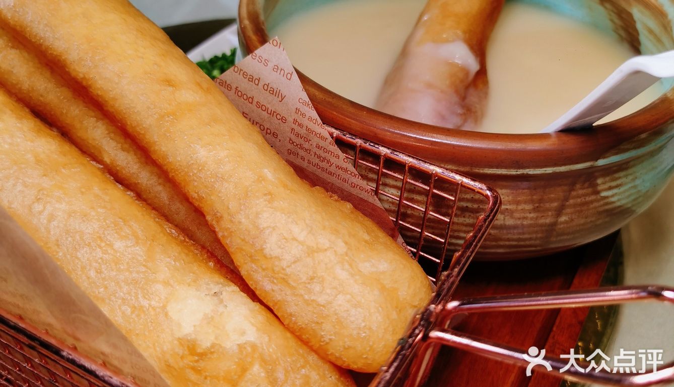 昆明聚会|滇越铁路主题餐厅，寻访百年火车文化